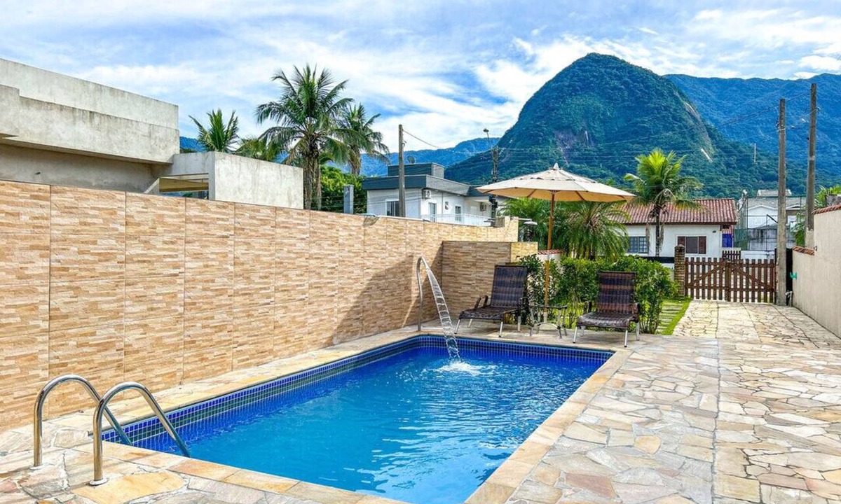 Morada da Praia House | Ótima casa com WiFi e churrasqueira em Bertioga/SP