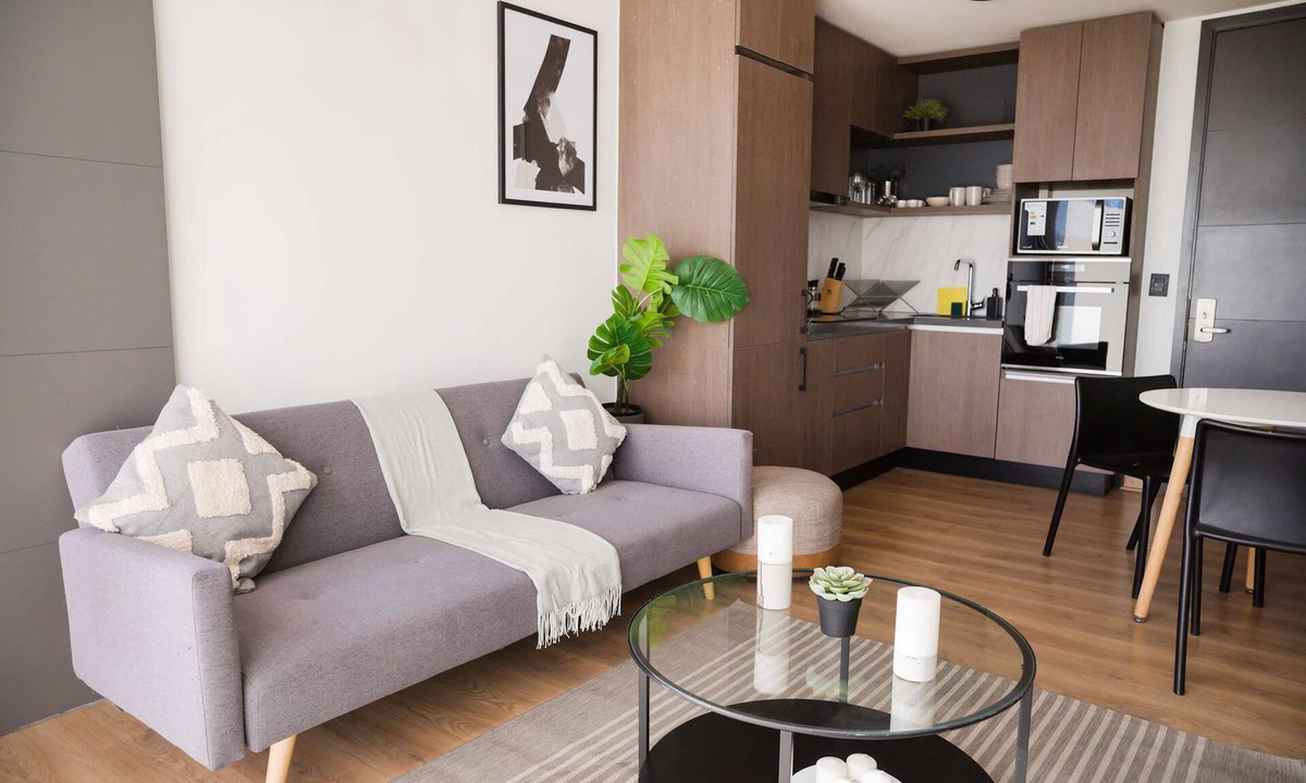 El Golf Apartment | 2BR Oasis in Las Condes Ready for Relaxation