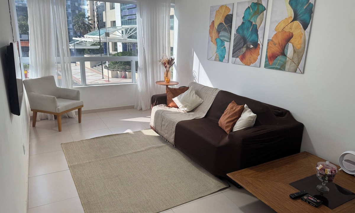 Pituba Apartment | 3 Air-Conditioned Bedrooms Wide For Family Pituba Beachfront Up to 10 Guests