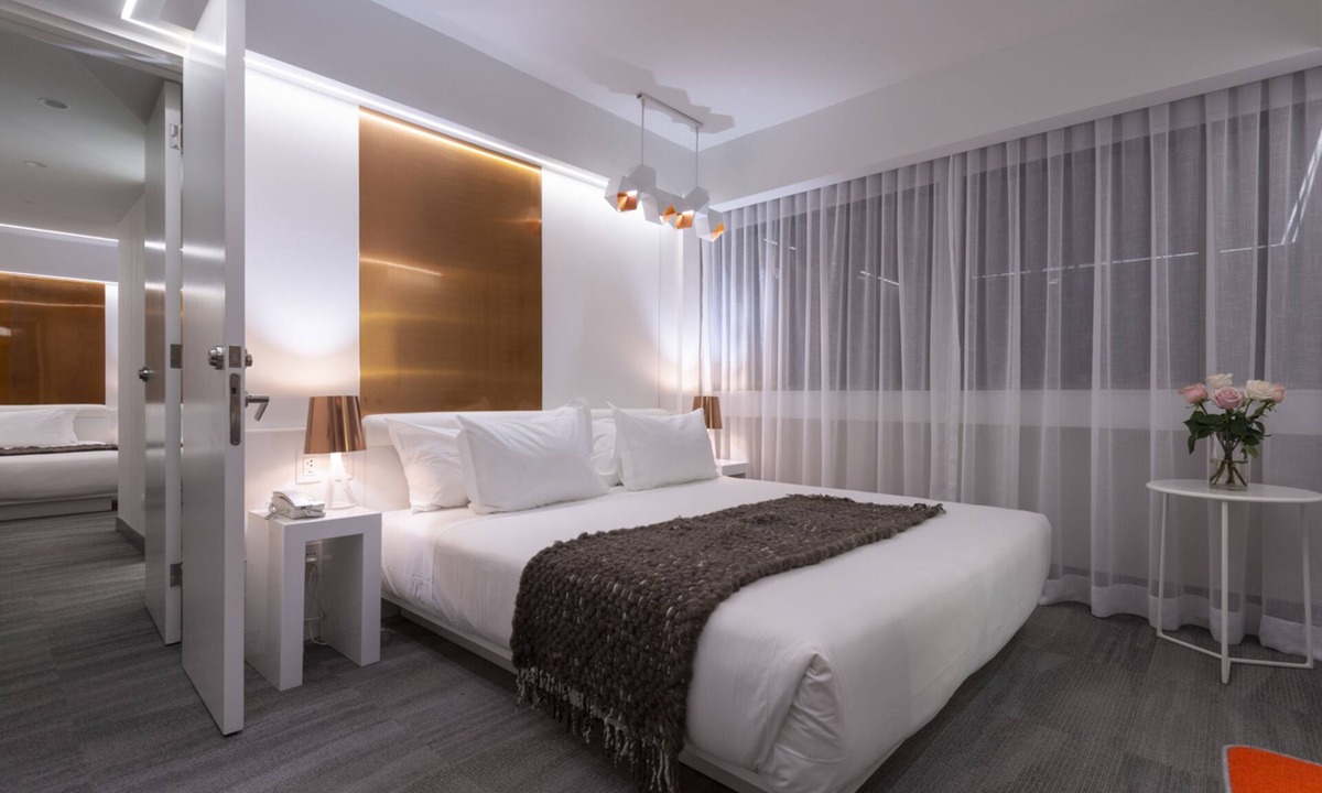 El Golf Hotel | 45 by Director