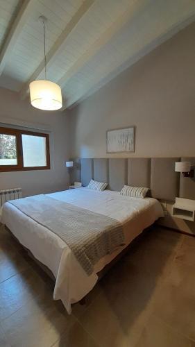 Dina Huapi Ski Chalet | Aires del Sur