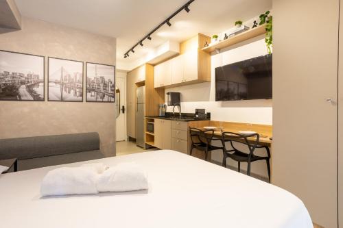 Santo Amaro Apartment | AP com Vaga e Piscina - Metrô Borba Gato, Prox Consulado Americano, Berrine, Brooklin, Morumbi e Aeroporto Congonhas