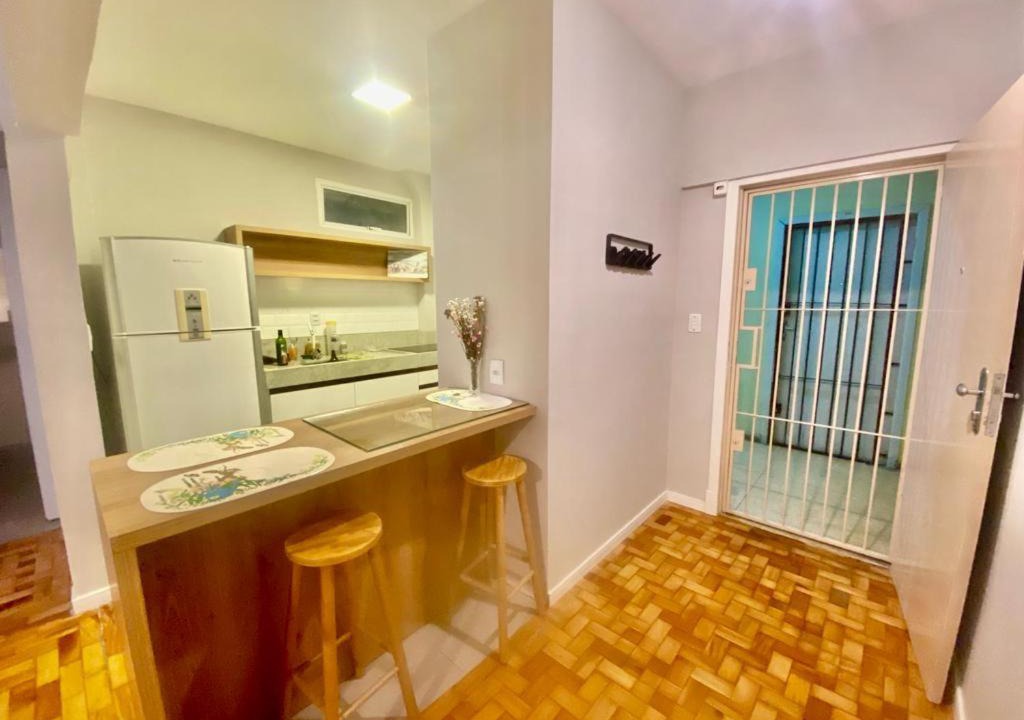 Centro Historico Apartment | apartamento 1 quarto próximo a SANTA CASA CENTRO POA, e rodoviária CENTRO