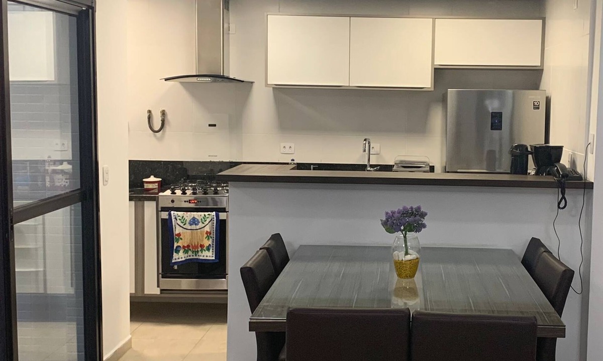 Barra Funda Apartment | Apartment in Pitangueiras 3dorms with gourmet balcony + daily cleaning + beach service