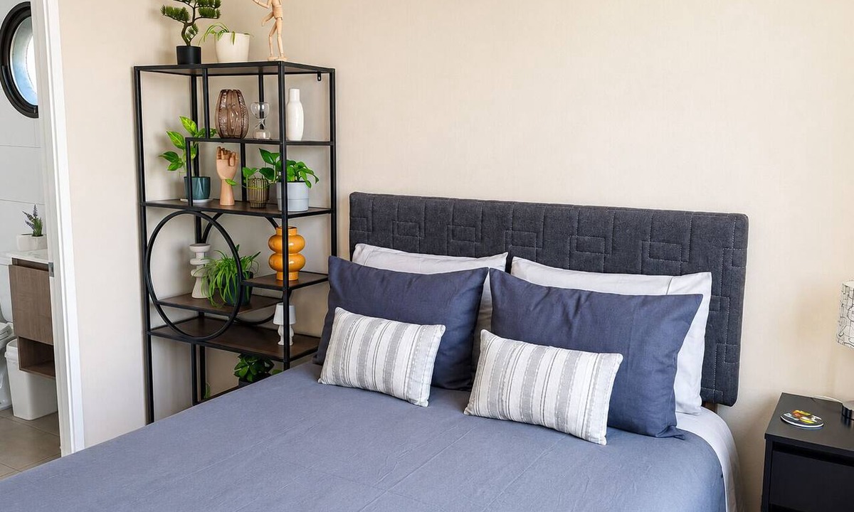 Las Rejas Apartment | Apartment with direct access to Line 1, the bus terminal, and the train station