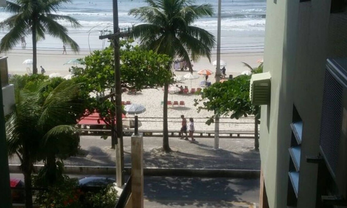 Barra Funda Apartment | Apto beach front, walk in the sand in Pitangueiras, Guaruja, Sao Paulo, Brazil