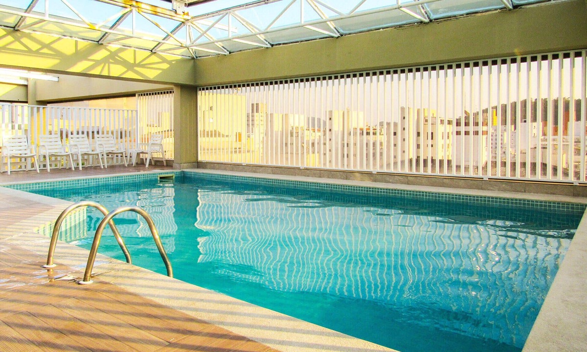 Pitangueiras Apartment | Apto c/Piscina e Sauna | 200m Praia Pitangueiras