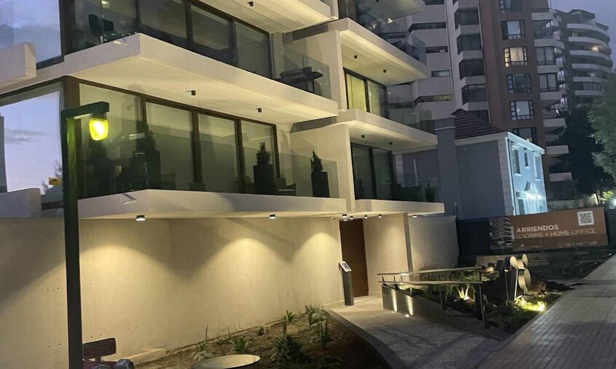 El Golf Apartment | AT HOME El Golf