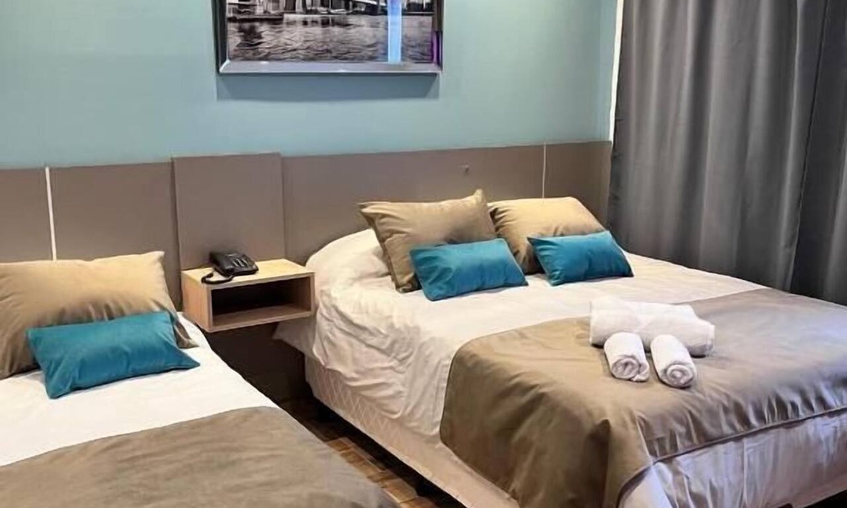 Federal Apartment | Ayres Inn