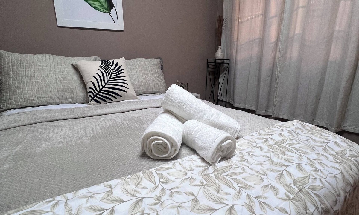 Panama House | Beautiful Suite 4 minutes from the airport, with pool view