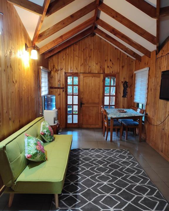 Hanga Roa Ski Chalet | Cabaña Uka Moana