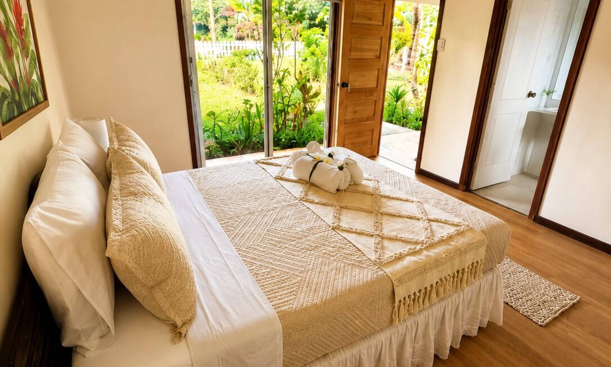 Hanga Roa Cabin | Cabañas Anariki - Cozy centrally located room with 1 double bed #1