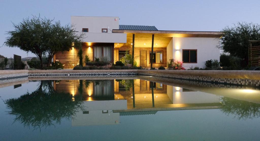 Santa Cruz Bed & Breakfast | Callihue Lodge