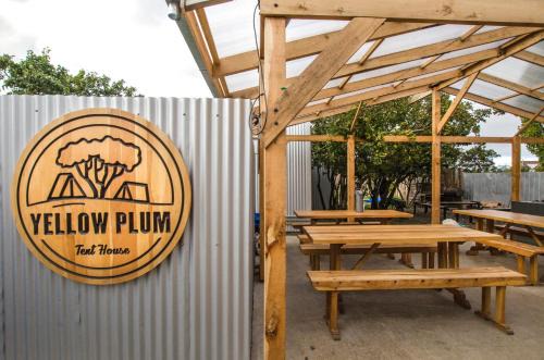 Puerto Natales Other | Camping Yellow Plum