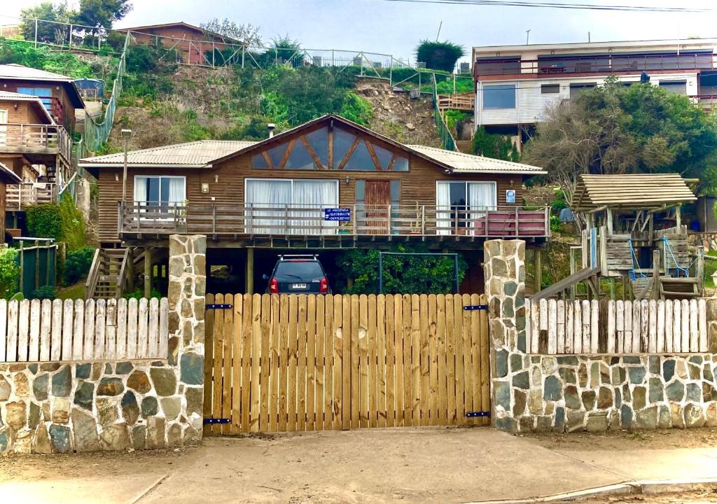 Los Molles Apartment | Casa al lado de playa c/juegos niños- mascotas