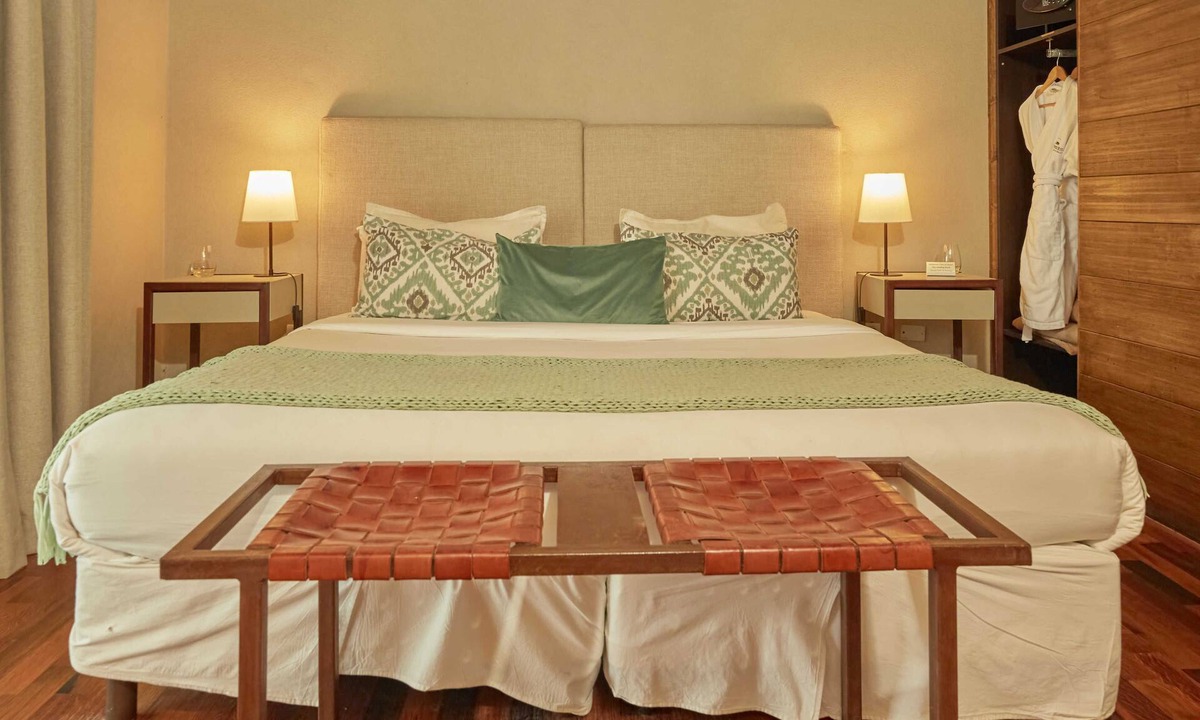 Vista Flores Hotel | Casa de Huespedes Gimenez Riili