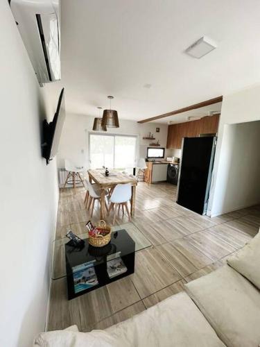 Azul House | Casa impecable con Pileta, Garage