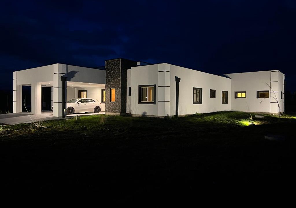 Pinto House | Casa mediterránea 4D lujo cerca de Termas Chillán