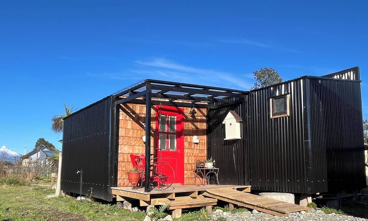 Chaiten Cabin | Casita Loica/Canasto de Agua Huts—Chaitén, Chilean Patagonia.