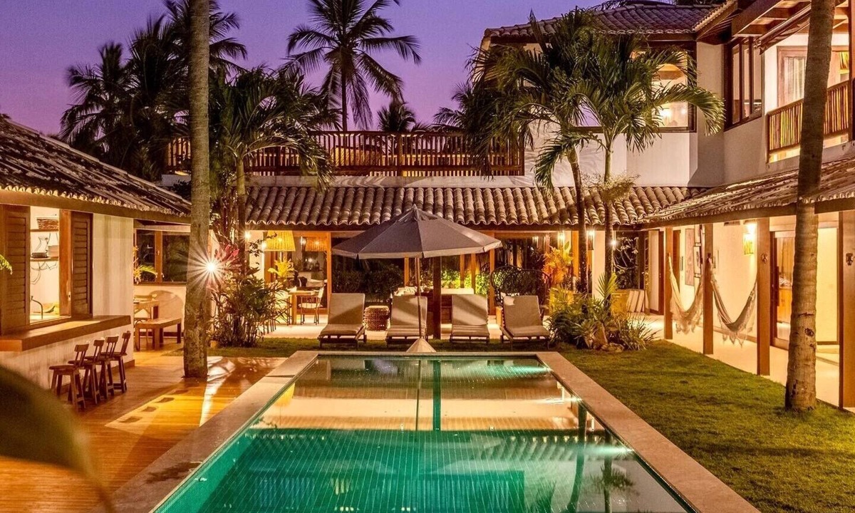 Praia do Forte House | Charming beachfront house, just a few meters from the village of Praia do Forte.
