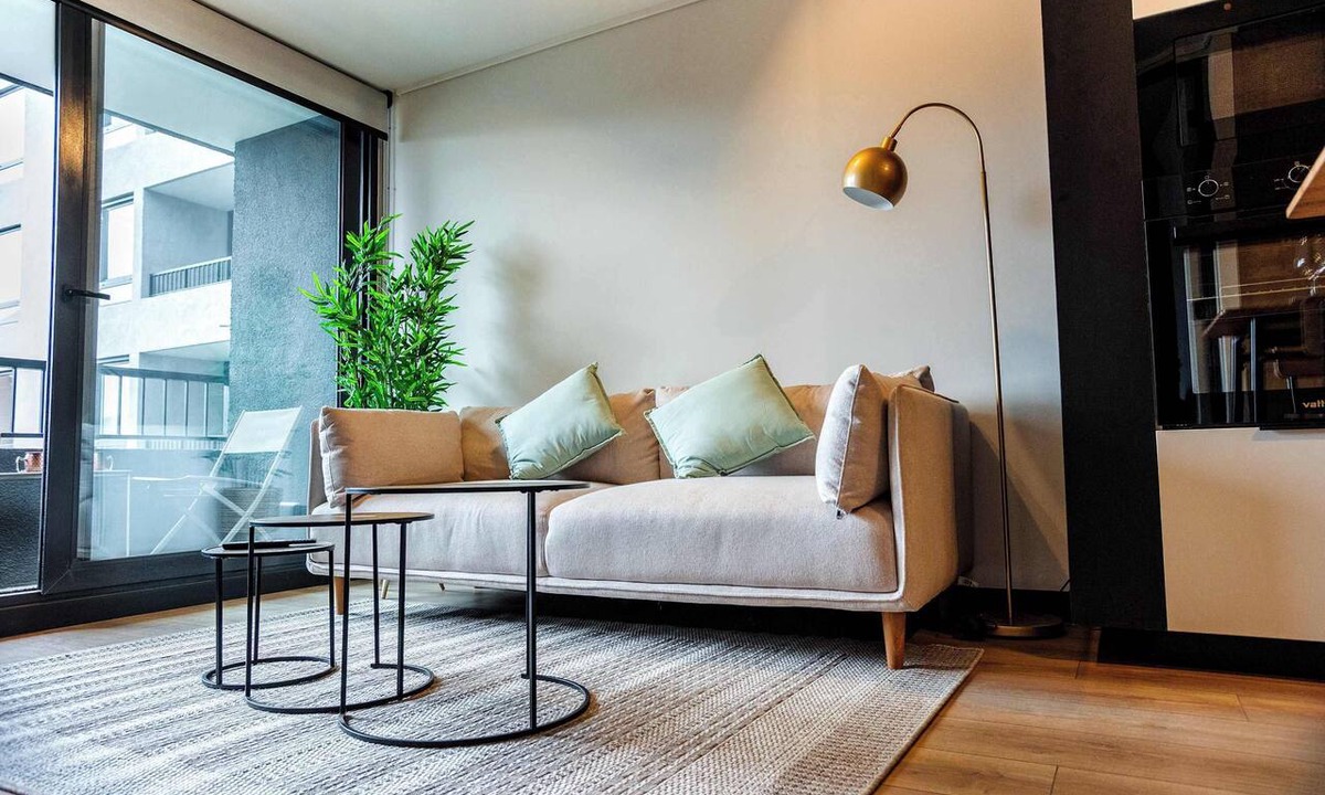 Nunoa Apartment | Chic 1BR in Nunoa Cozy Balcony Pool Access