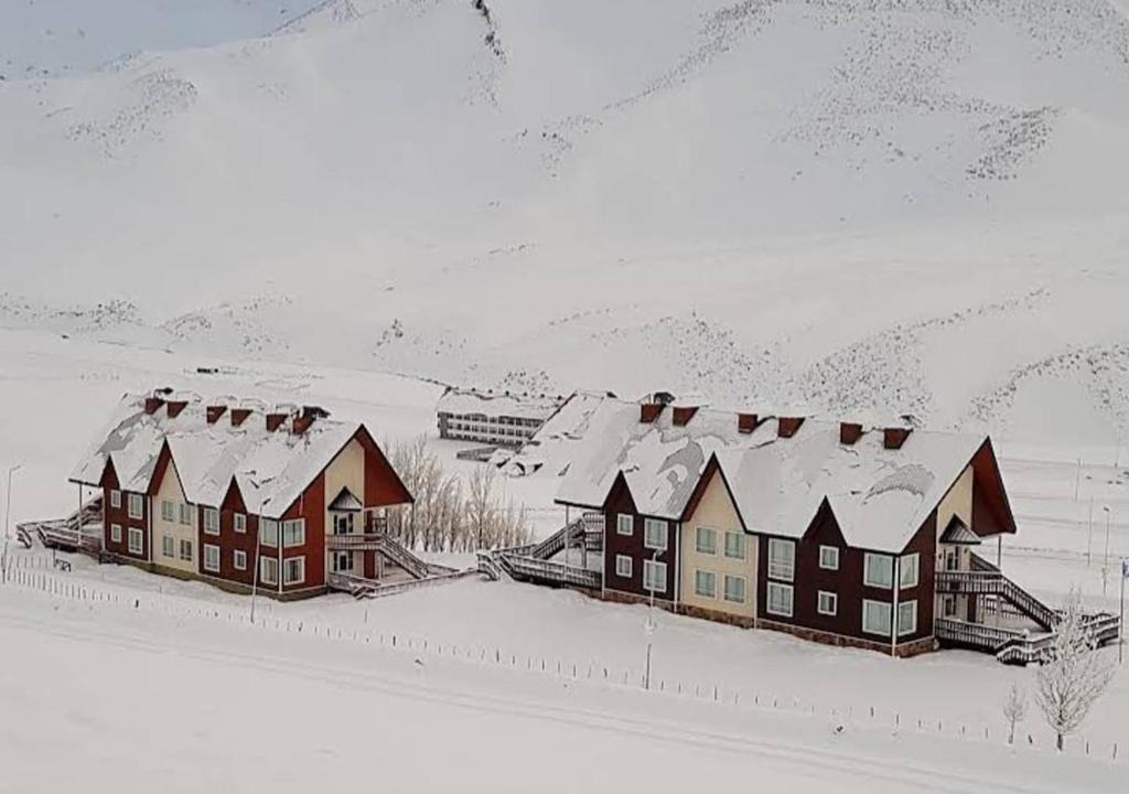 Las Lenas Apartment | Club de la Nieve Hotel