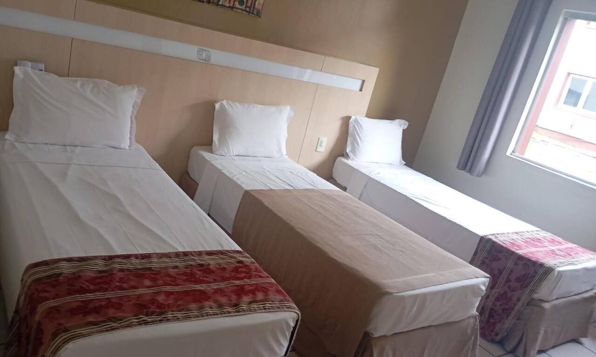 Maracangalha Hotel | Convenient Room Near Local Landmarks | Outdoor Pool & Lake Access + Free Parking