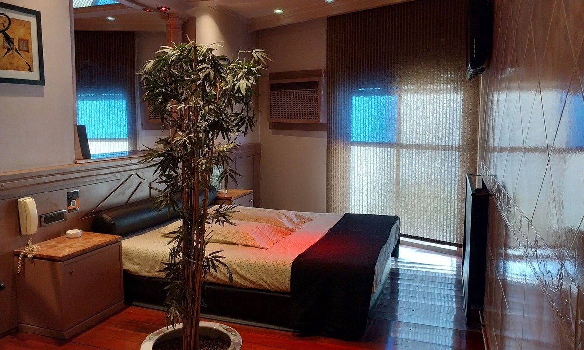 Balvanera Hotel | Dallas Hotel (Motel)