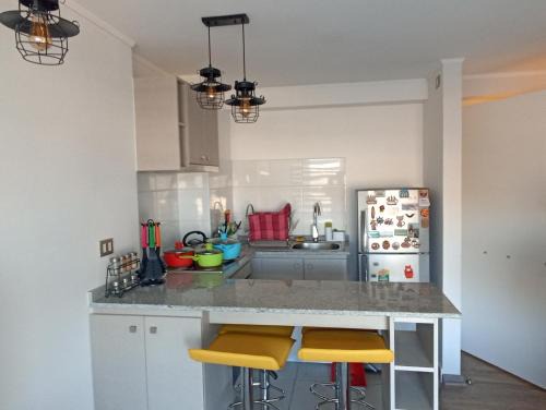 Placeres Apartment | DESCANZA Y REALIZA TUS COMPRAS EN VALPARAISO Y VIÑA