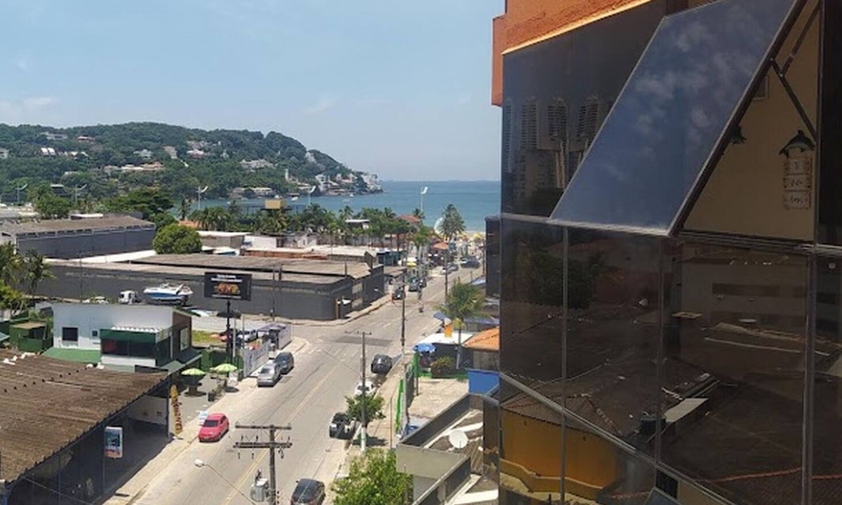 Loteamento Joao Batista Juliao Apartment | Enseada - Tortuga - Seaside with AC and Wi-Fi. Shops right outside! Safe/spacious.