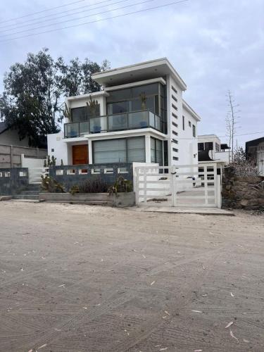 Bahia Inglesa House | Espectacular casa para 12 personas a pasos del mar
