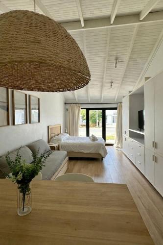 Macrozona Bahia Redonda y Primeros Faldeos Apartment | Estudio con calefacción central, a 1 cuadra centro