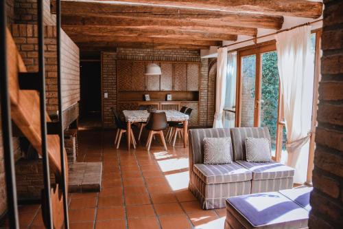 Godoy Cruz House | Excelente ubicacion! Casa grande con parrilla