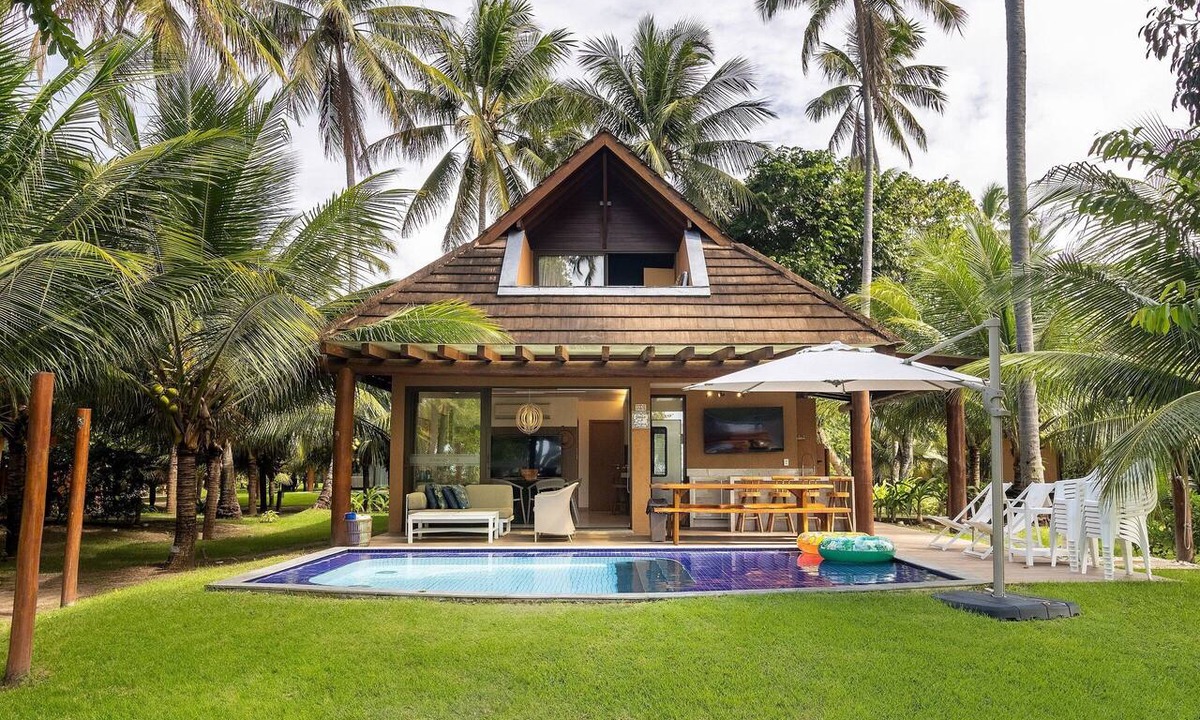 Praia dos Carneiros House | Exclusive Oceanfront Bungalow with Included Service Eco Resort Carneiros