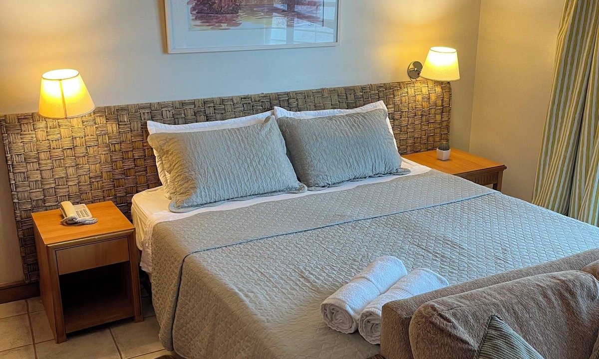 Ponta Negra Apartment | Flat River View - With a balcony and spectacular views of the Rio Negro.