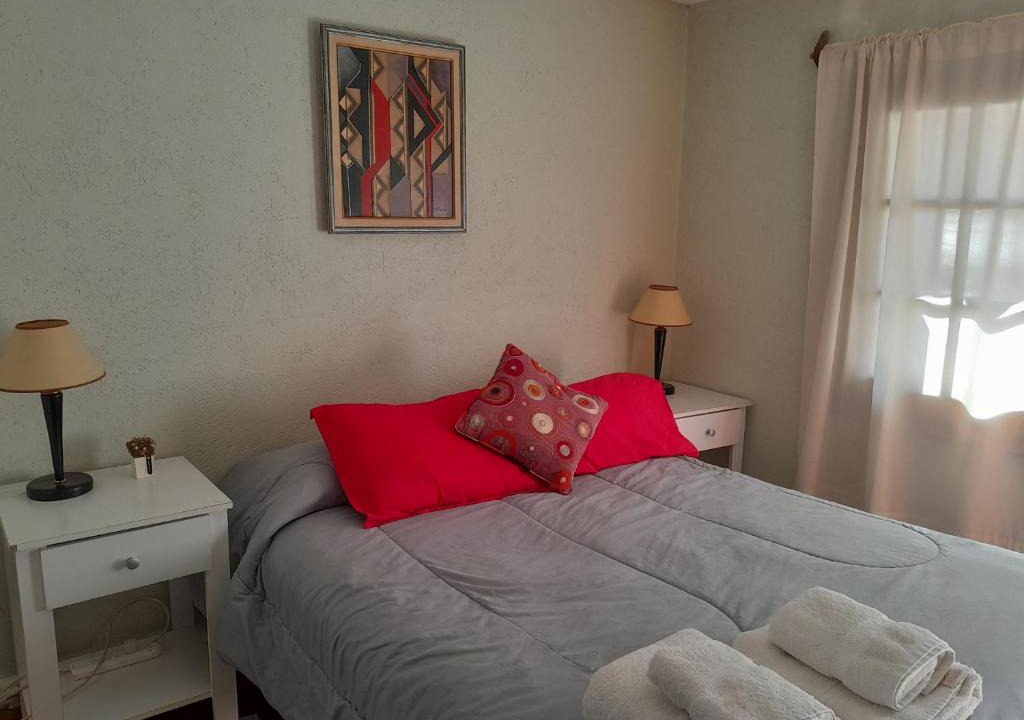 Neuquen House | Habitación privada en plena Quinta