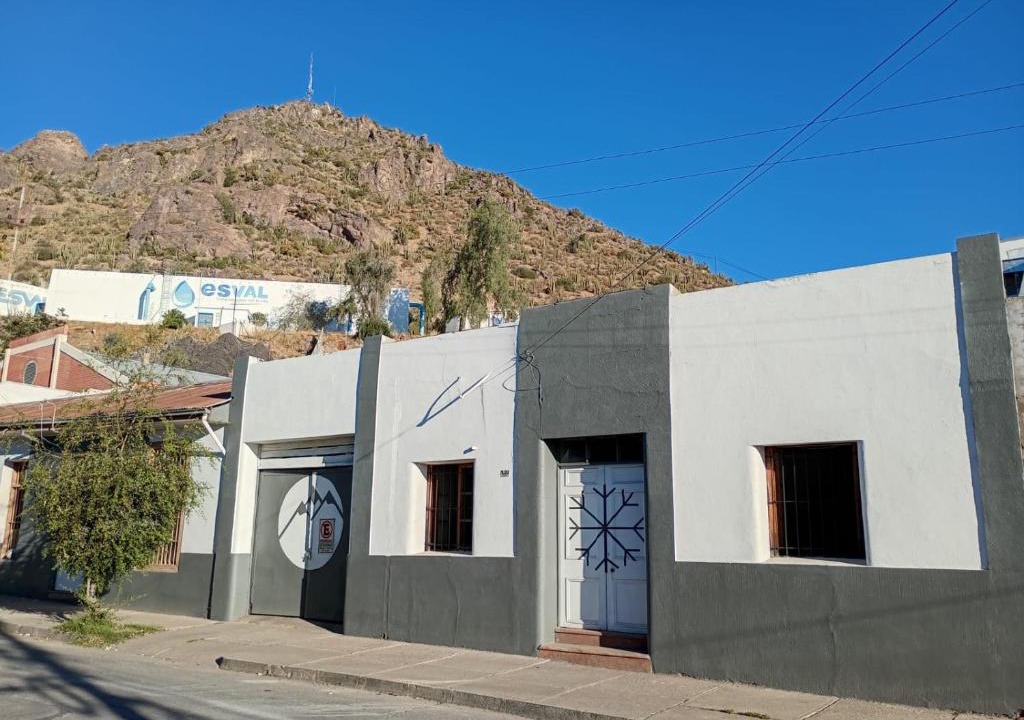 Los Andes House | Hostal Casona del Canto