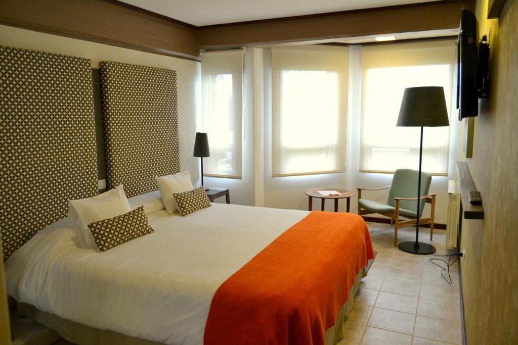 Macrozona Bahia Redonda y Primeros Faldeos Hotel | Hotel ACA El Calafate