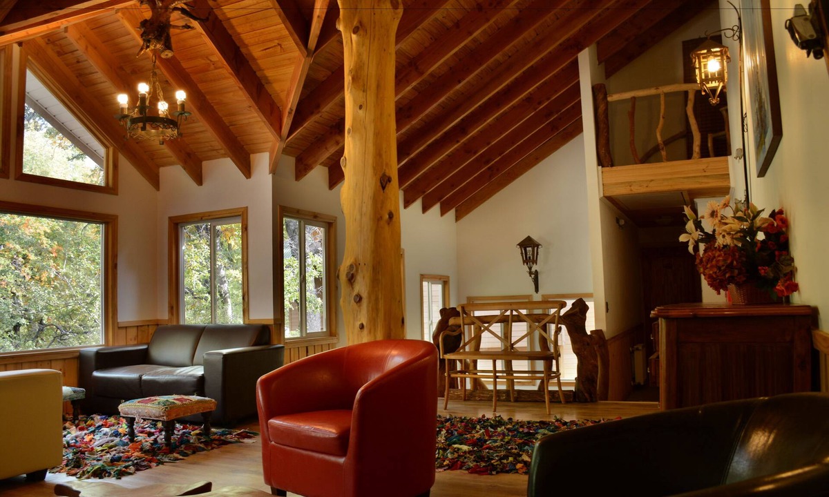 Pinto Hotel | Hotel Borde Andino