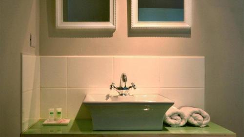 Hanga Roa Bed & Breakfast | Hotel Boutique La Perouse