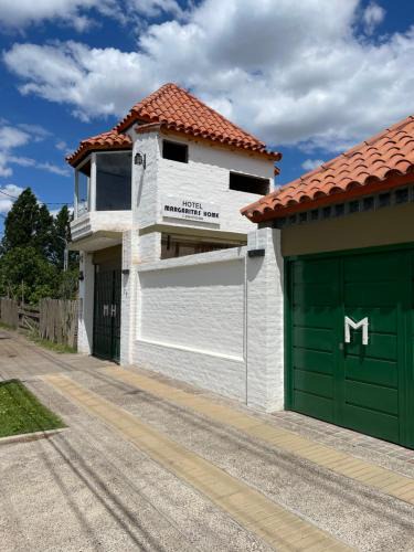 Neuquen Apartment | Hotel MARGARITAs HOME