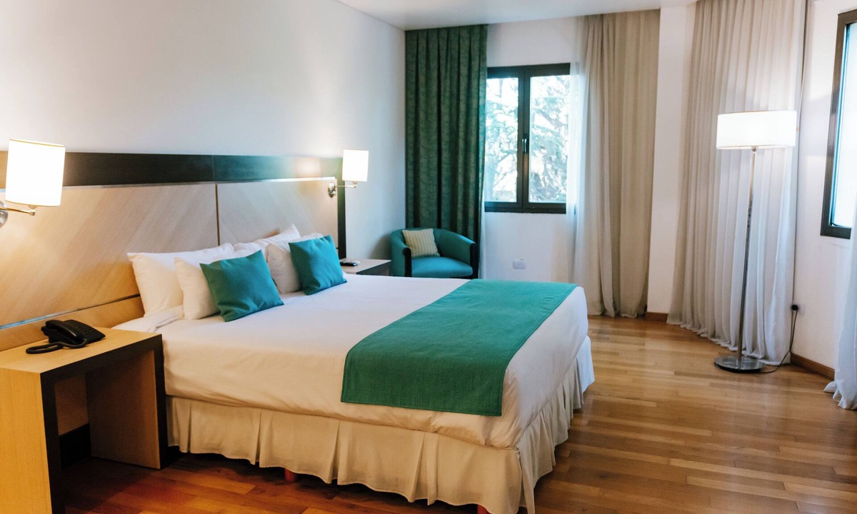 Ezeiza Hotel | Hotel Plaza Central Canning