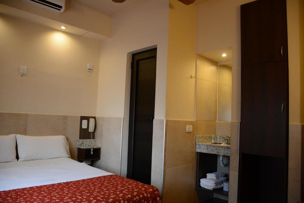 Flores Hotel | Hotel Santa Cruz