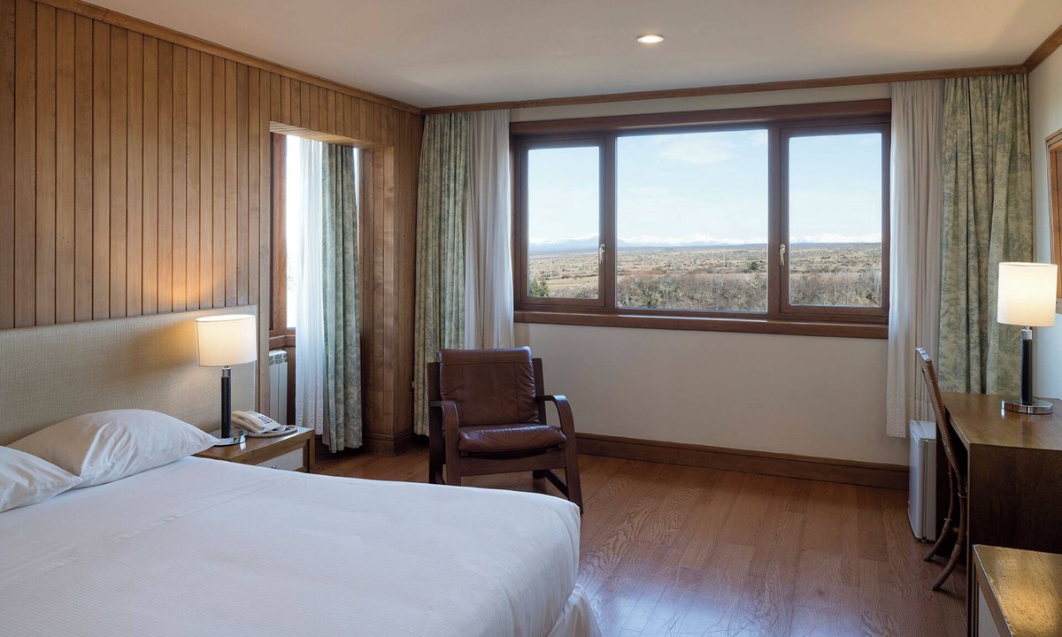 Puerto Natales Hotel | Hotel y Cabañas Llanuras de Diana- Caja Los Andes