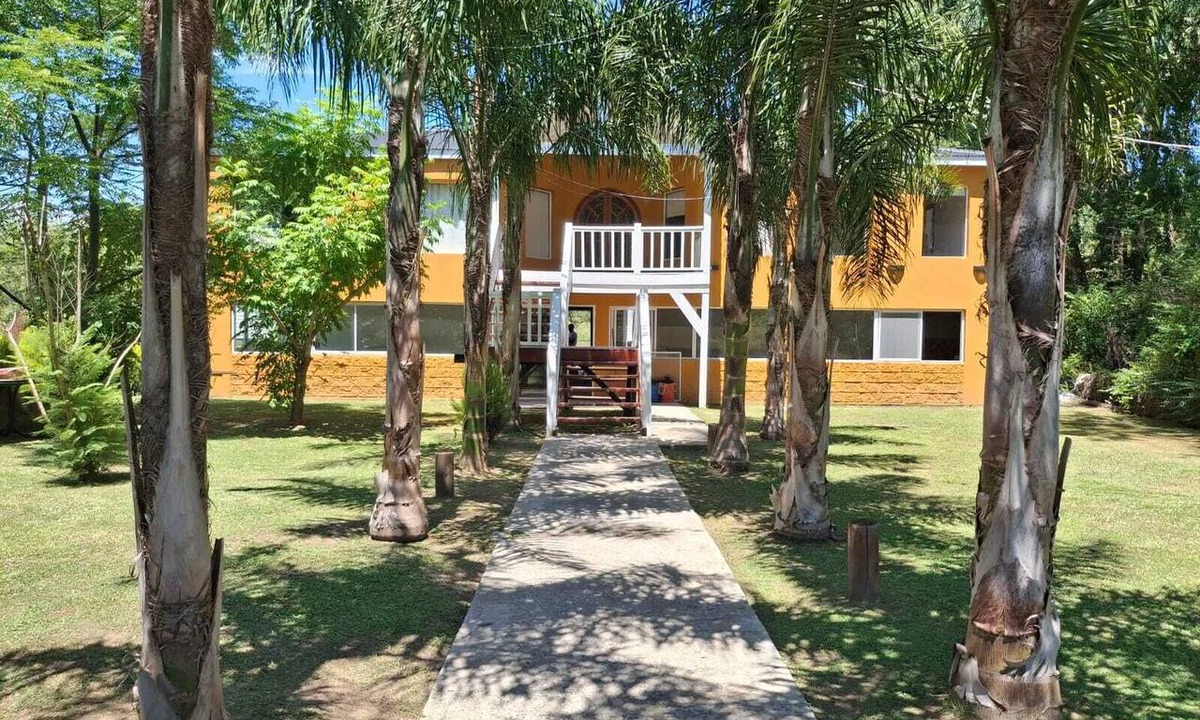Partido de Tigre House | House facing the river, Tigre Delta.