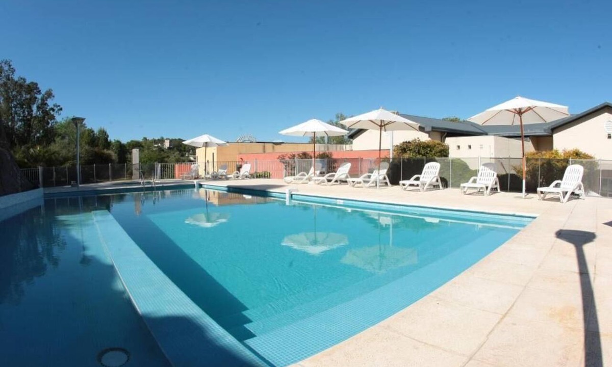 Rio Ceballos Hotel | Howard Johnson by Wyndham Rio Ceballos