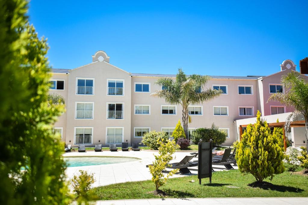 Lisandro Olmos Hotel | Howard Johnson Plaza & Convention Center Spa La Plata