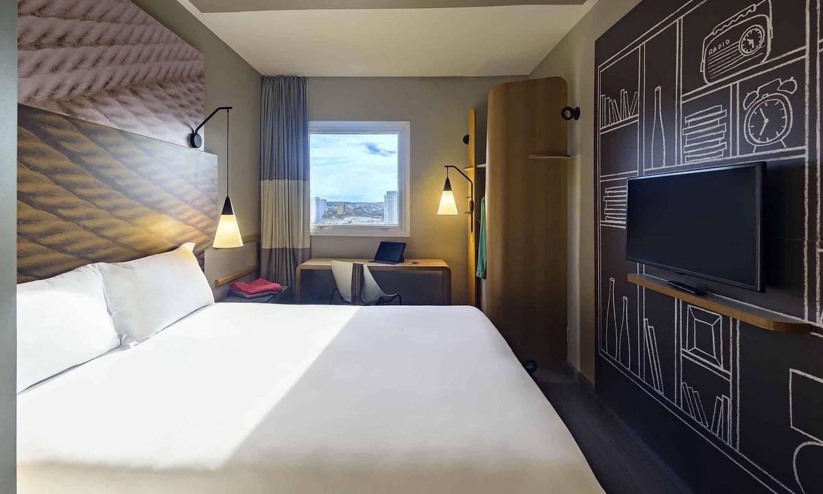 Jacarei Hotel | ibis Jacarei