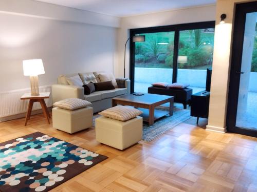 El Golf Apartment | Jardín privado para familias y trabajo