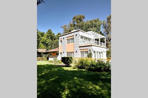 Villa Udaondo House | La Naturaleza de Parque Leloir en Familia